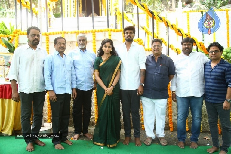 Neekai Nenu Movie Opening - 13 / 21 photos