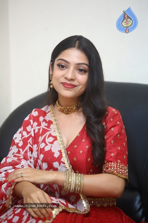 Varsha Bollamma Photos - 7 / 19 photos