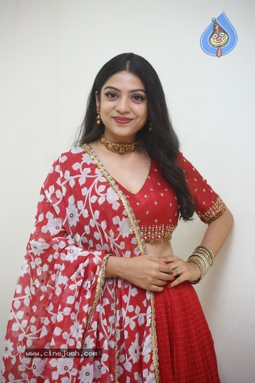 Varsha Bollamma Photos - 16 / 19 photos