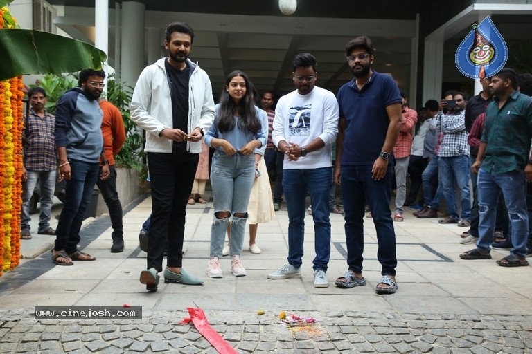 Swathi Muthyam Success Celebrations - 10 / 16 photos