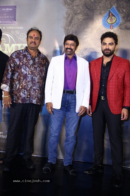 Dhamki Trailer Launch - 16 / 40 photos