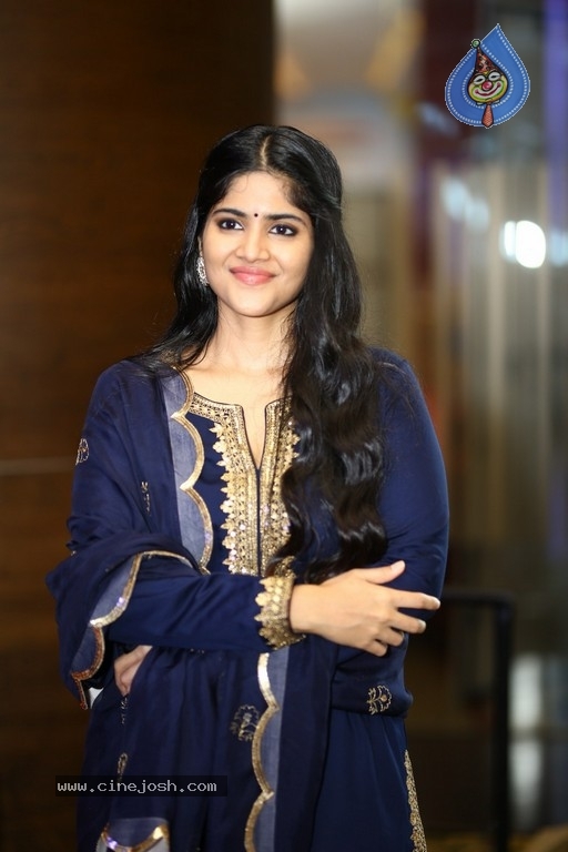 Megha Akash Photos - 7 / 14 photos