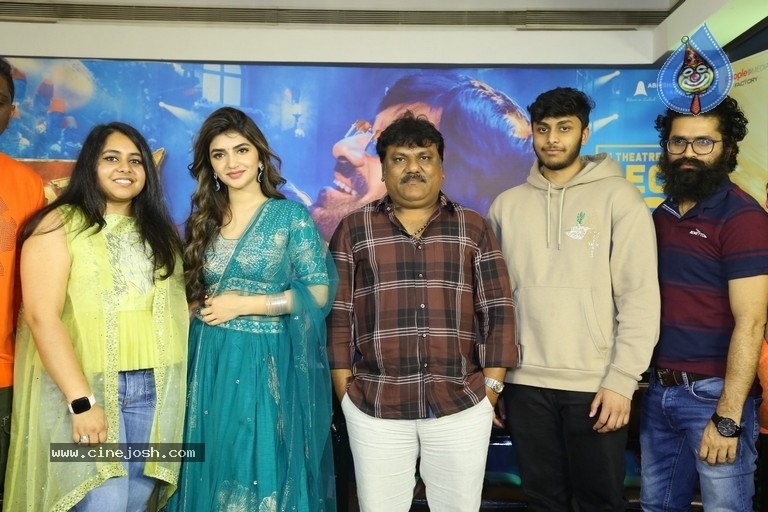 Dhamaka Release Press Meet - 19 / 19 photos