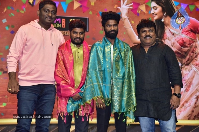 Dhamaka Success Celebrations - 25 / 41 photos