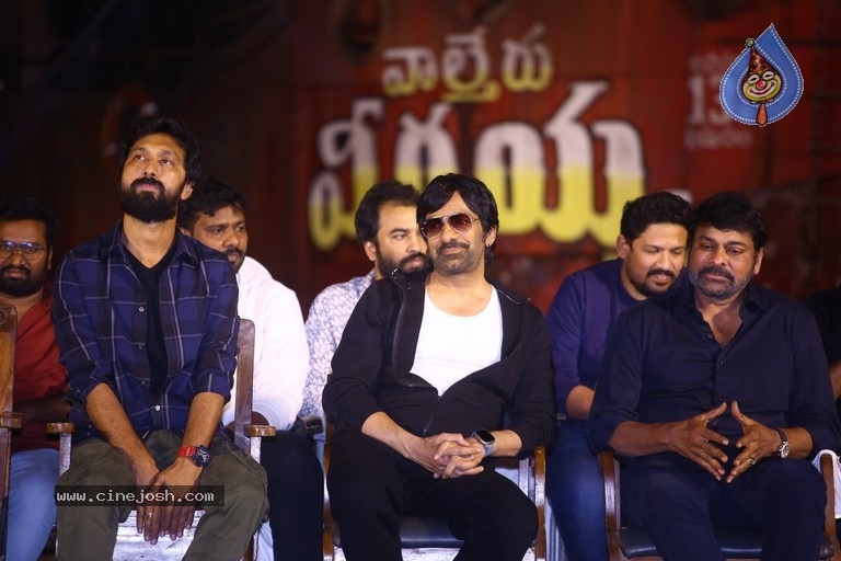 Waltair Veerayya Press Meet - 16 / 42 photos