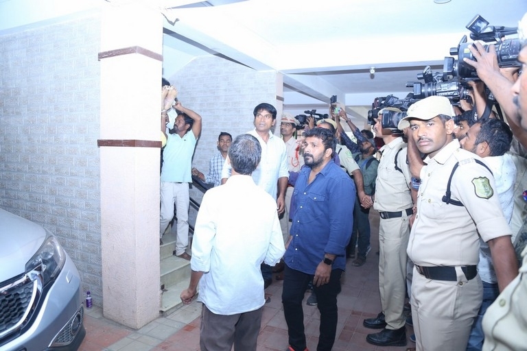 Chalapathi Rao Condolences Photos - 22 / 36 photos