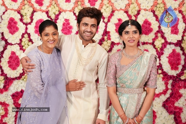 Sharwanand Engagement Photos - 62 / 146 photos