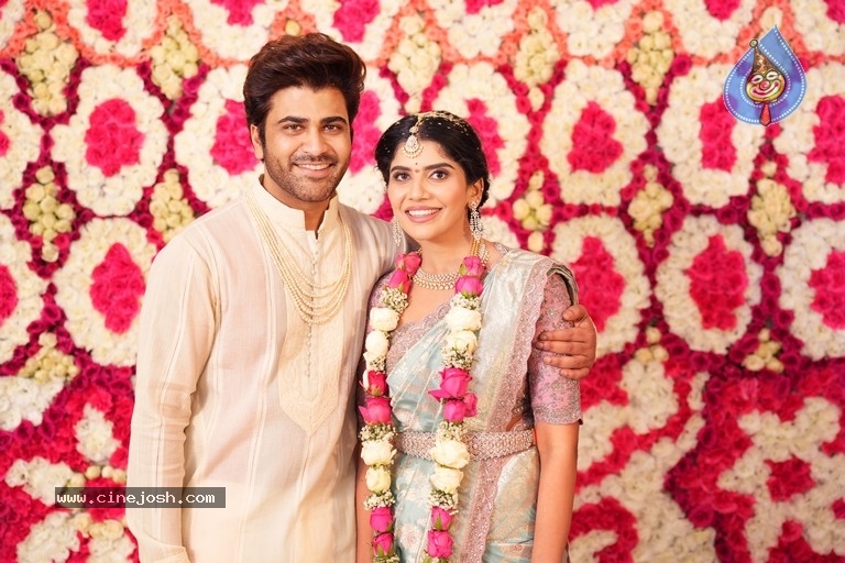 Sharwanand Engagement Photos - 67 / 146 photos