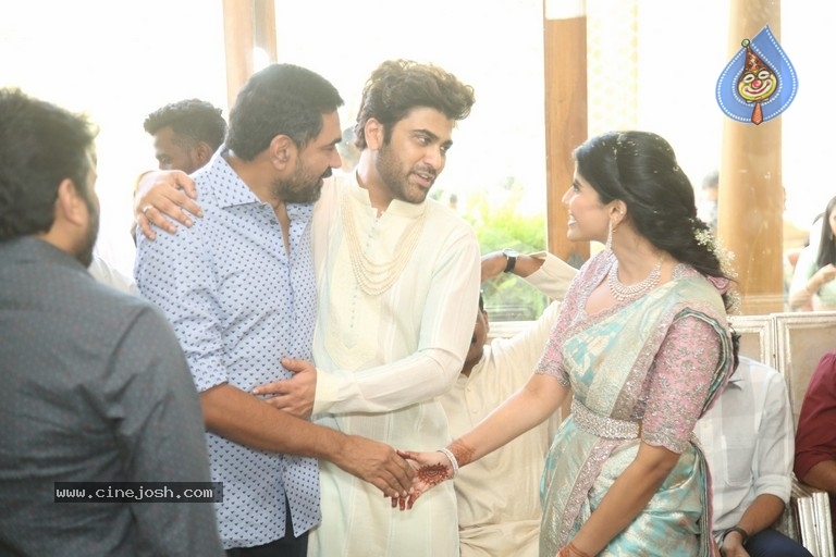 Sharwanand Engagement Photos - 72 / 146 photos