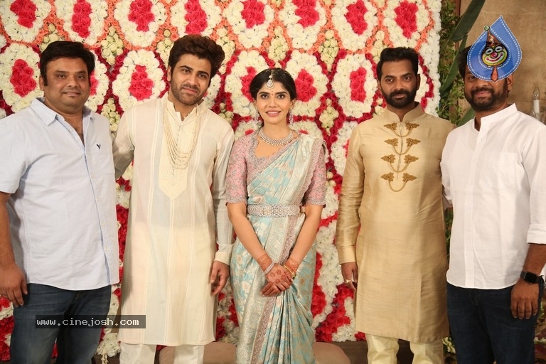 Sharwanand Engagement Photos - 89 / 146 photos