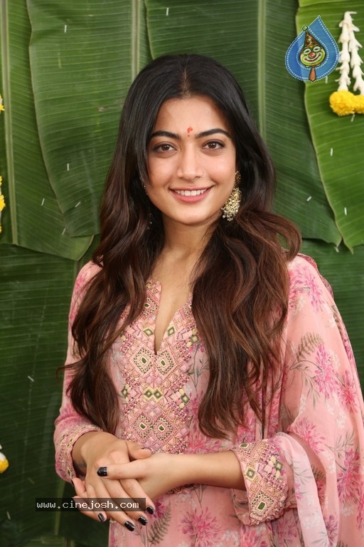 Rashmika Mandanna Photos - 2 / 20 photos