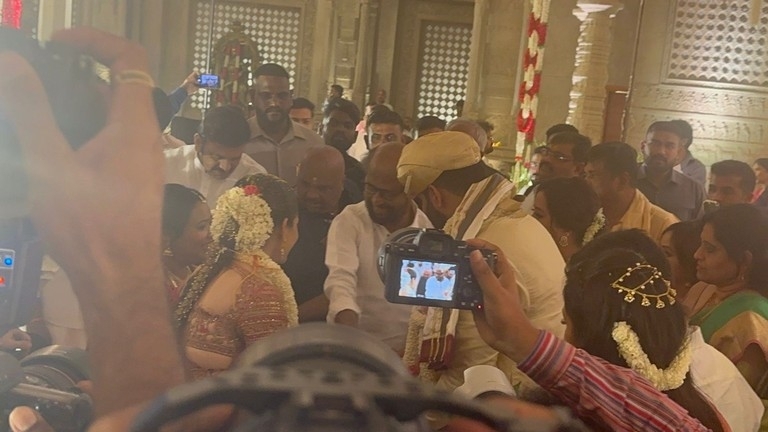 Abhishek Ambareesh Wedding Photos - 3 / 34 photos