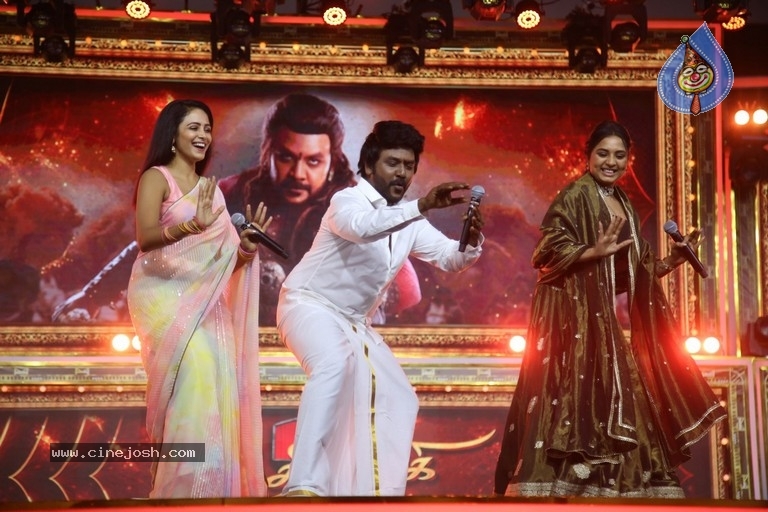 Chandramukhi 2 Audio launch - 28 / 42 photos