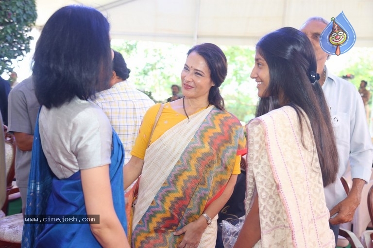 ANR Statue Inauguration - 10 / 70 photos