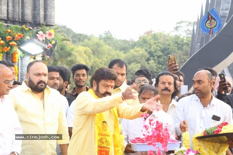 Nandhamuri Heros at NTR 28th Death Anniversary - 35 / 58 photos