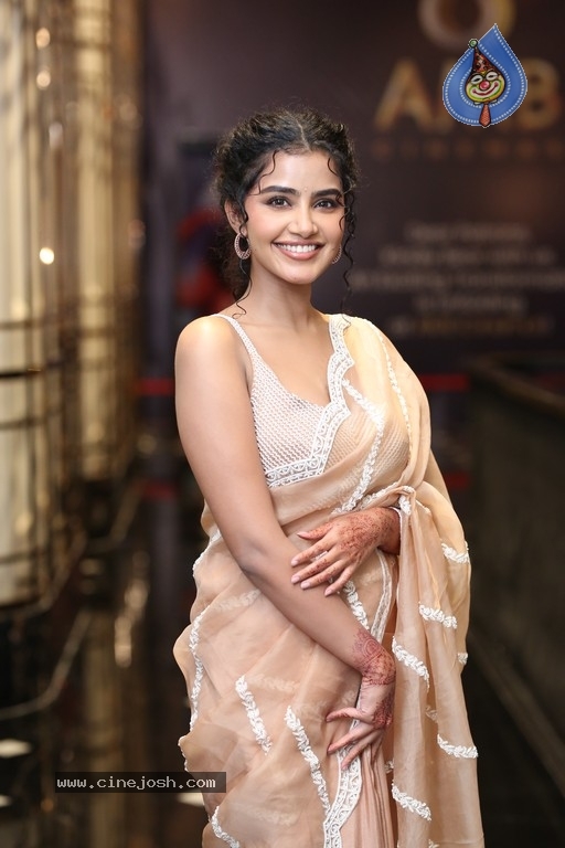 Anupama Parameswaran Photos - 1 / 19 photos