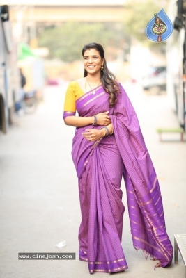 Aishwarya Rajesh Pics - 1 of 12