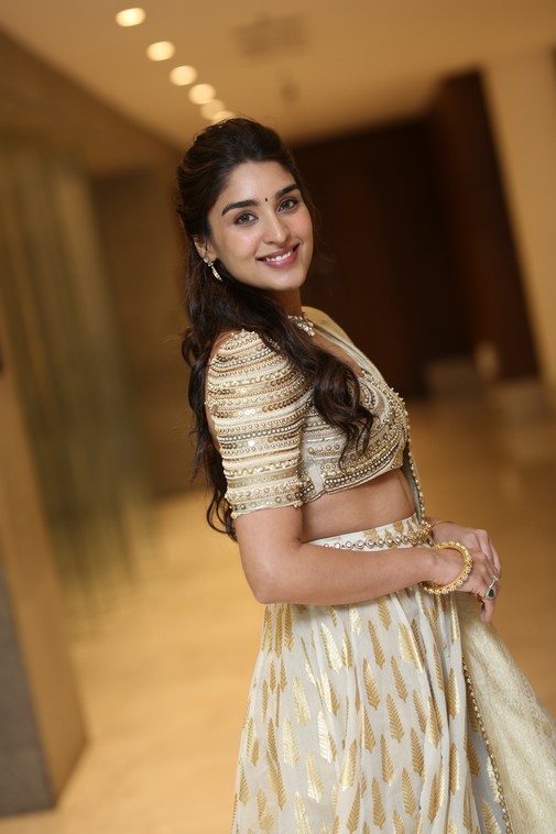 Yukti Thareja Photos