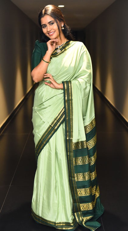 Deepa Balu Photos