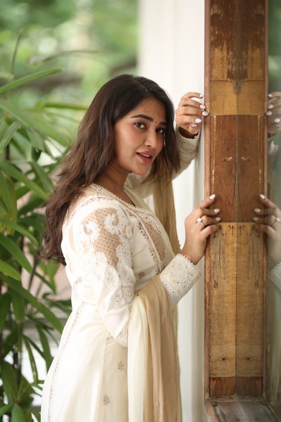 Dhashvika Kinthalli Photos