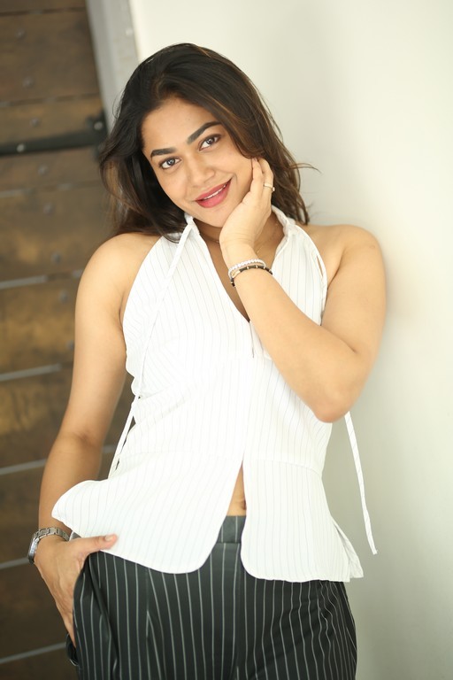 Payal Radhakrishna Photos