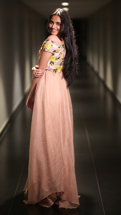Rayancha Kokkura Photos