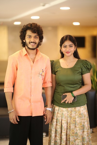 Thella Kaagitham Movie Teaser Launch Photos