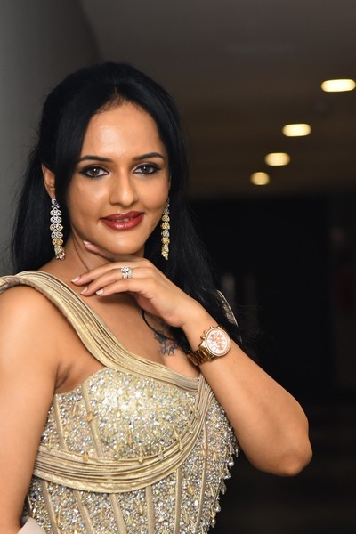 Jyothi Poorvai Photos
