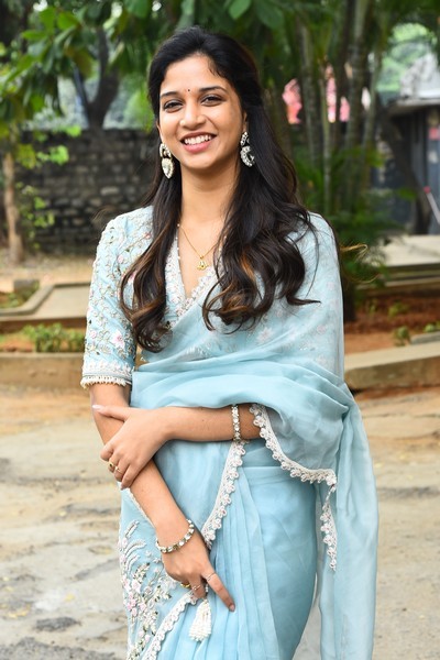 Sridevi Apalla Photos
