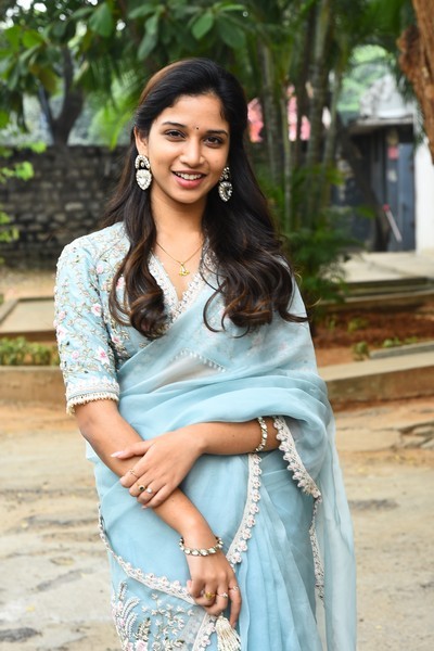 Sridevi Apalla Photos