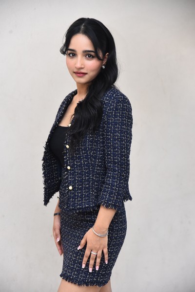 Vishakha Dhiman Photos