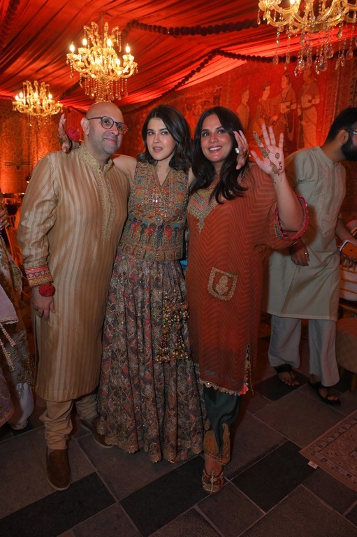 Sister and Go Celebrations Photos