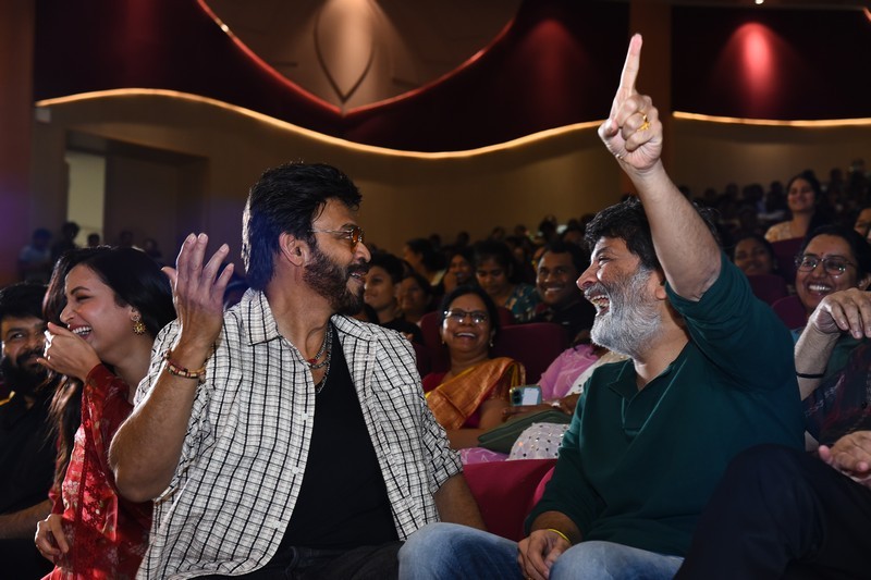 Adarsha Kutumbam Movie Trailer Launch Photos