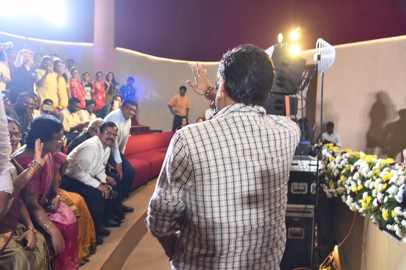 Adarsha Kutumbam Movie Trailer Launch Photos