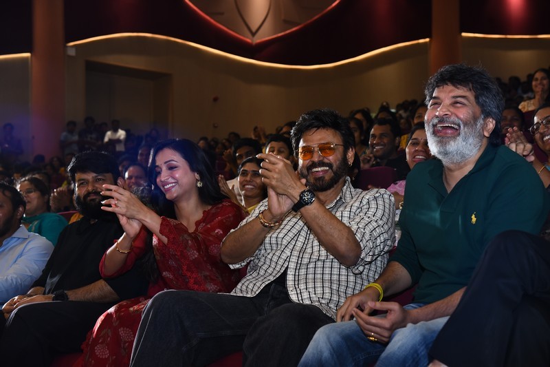 Adarsha Kutumbam Movie Trailer Launch Photos