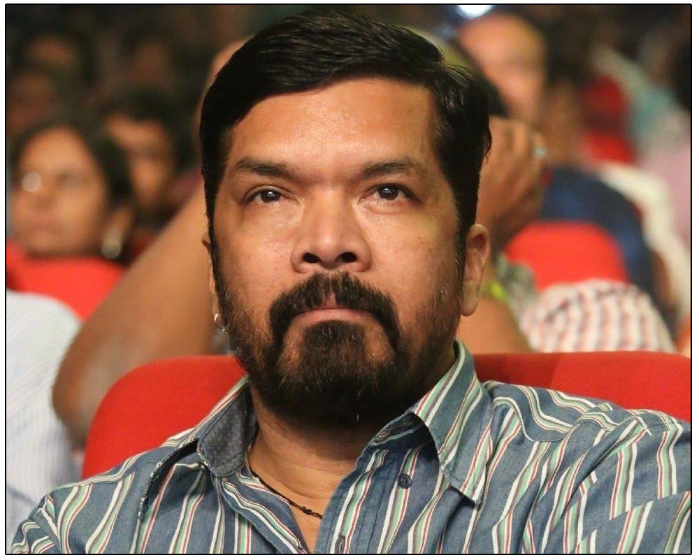 posani krishna murali  పోసాని పై పలు సెక్షన్స్ కింద కేసు నమోదు