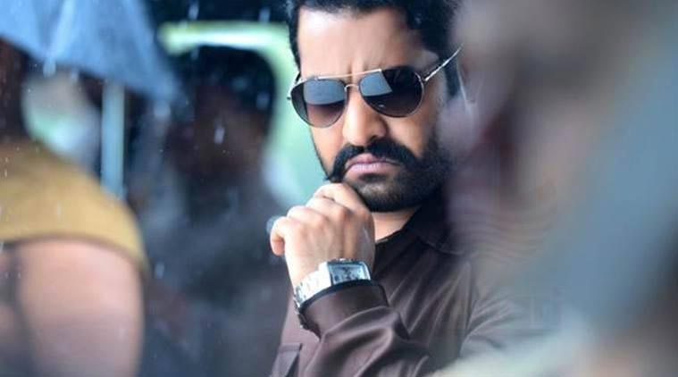 war 2,ntr  విలనా? హీరోనా?