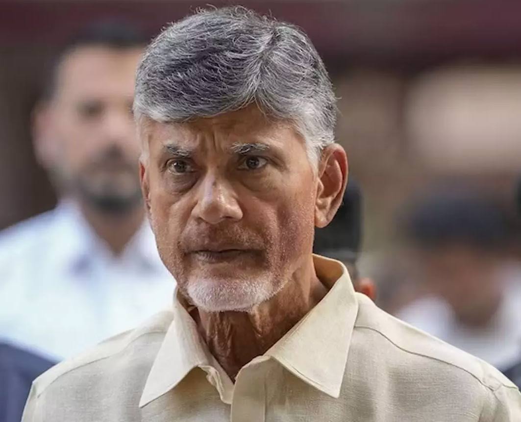 chandrababu naidu  రాష్ట్రం చూస్తోంది.. దుష్టుడి దుశ్చర్యలని..!