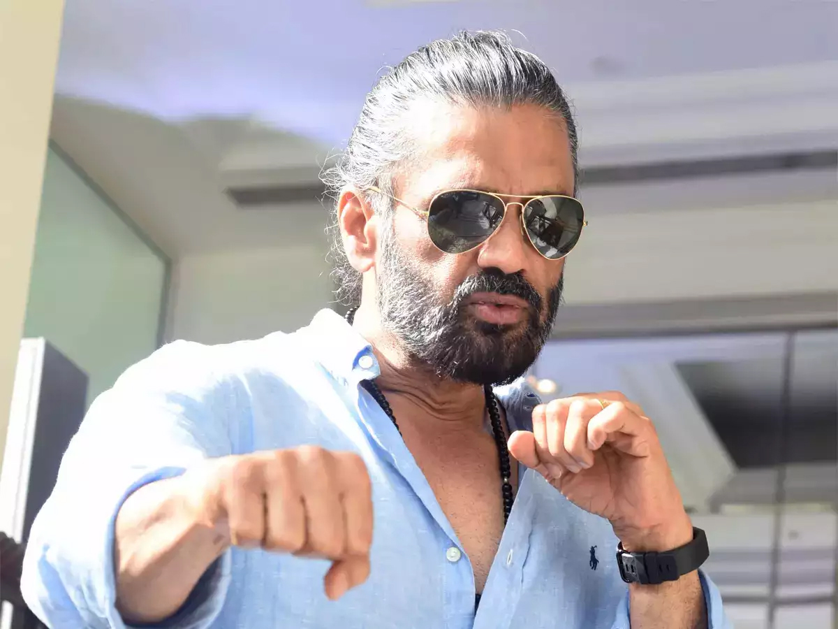 sunil shetty  షూటింగ్ లో బాలీవుడ్ నటుడికి ప్రమాదం 