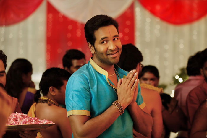 manchu vishnu,achari america yatra,release,april 5th  'ఆచారి అమెరికా యాత్ర' ఎప్పుడంటే..?