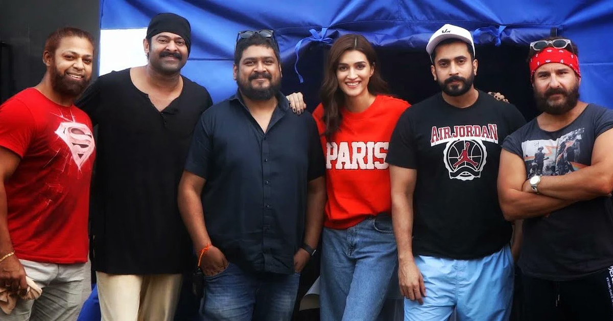 prabhas,adipurush movie,prabhas adipurush,om raut,saif ali khan,kriti sanon,prabhas adipurush shoot wrapped up  అది లెక్క.. అంటున్న ప్రభాస్ ఫాన్స్ 