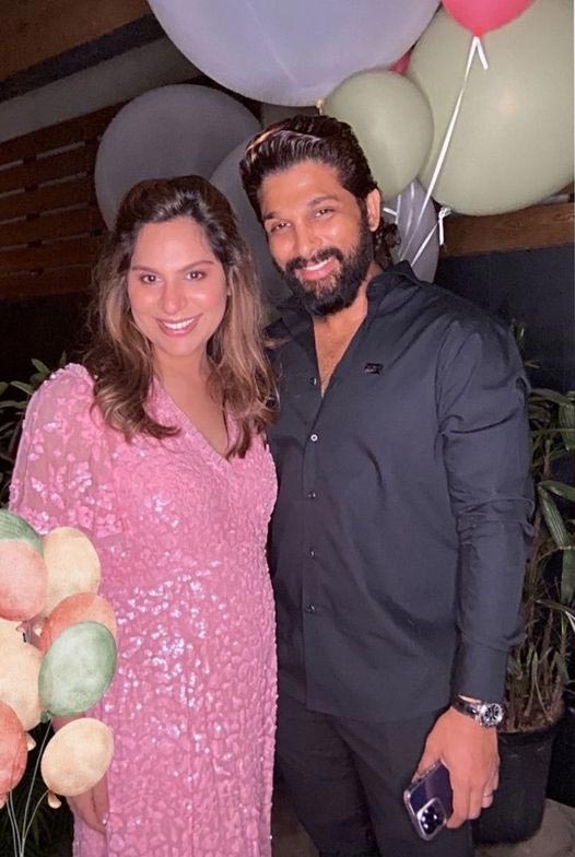 allu arjun,upasana  ఉపాసన బేబీ షవర్ ఫంక్షన్ లో బన్నీ సందడి 