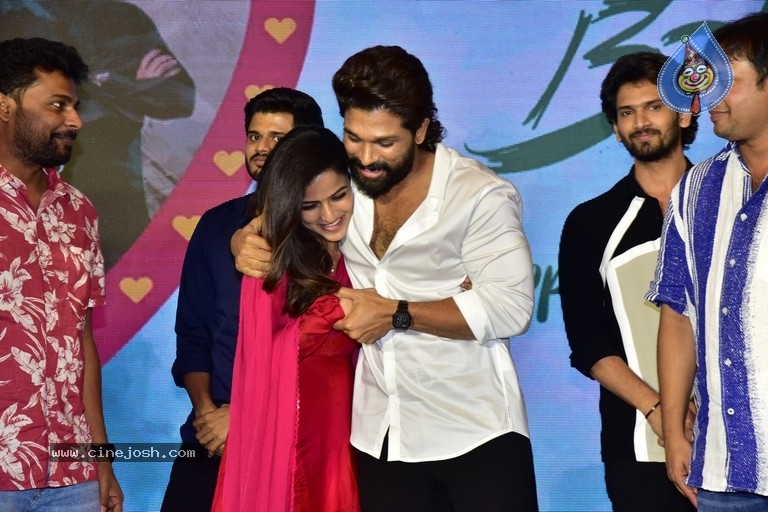 allu arjun  శ్రీలీల తర్వాత ఈ అమ్మాయే: అల్లు అర్జున్ 