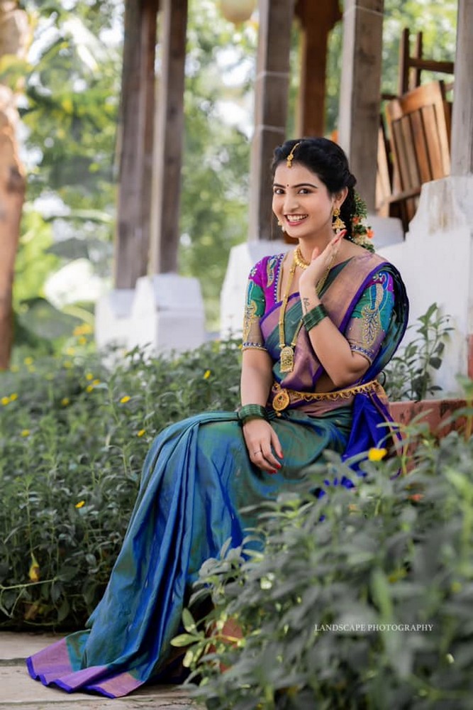 ananya nagalla,ananya nagalla photos,ananya nagalla amile look,ananya nagalla saree look  అనన్య నాగళ్ళ స్మైలీ అండ్ సారీ లుక్