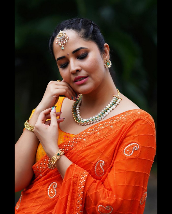 anasuya bharadwaj,anasuya bharadwaj photos,anasuya bharadwaj festive look  దసరా పండగ మొత్తం అనసూయ దగ్గరే 