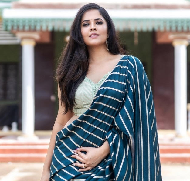 anasuya bharadwaj,anthology concept,anasuya bharadwaj images,anasuya bharadwaj news  అనసూయ గుట్టుచప్పుడు కాకుండా అలా చేసిందా