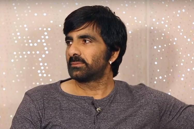 ravi teja  రవితేజ ప్లేస్ లోకి వేరే హీరో ?