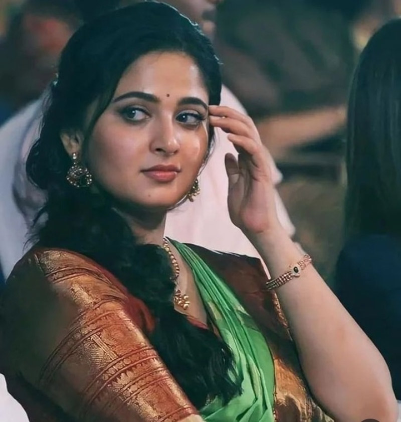 anushka shetty,kathanar,ghaati  స్వీటీ అనుష్క.. సడెన్‌గా ఈ షాకేంటి?