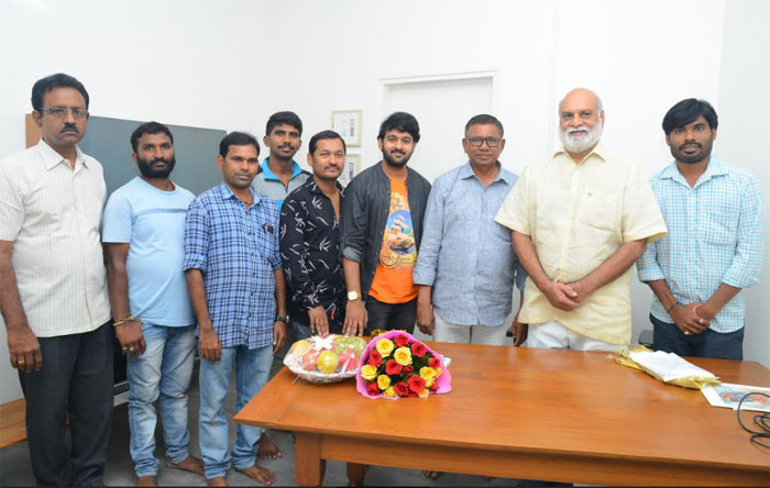 k raghavendra rao,appudu ippudu,movie,song,release  దర్శకేంద్రుడు రిలీజ్ చేసిన ‘అప్పుడు-ఇప్పుడు’ పాట