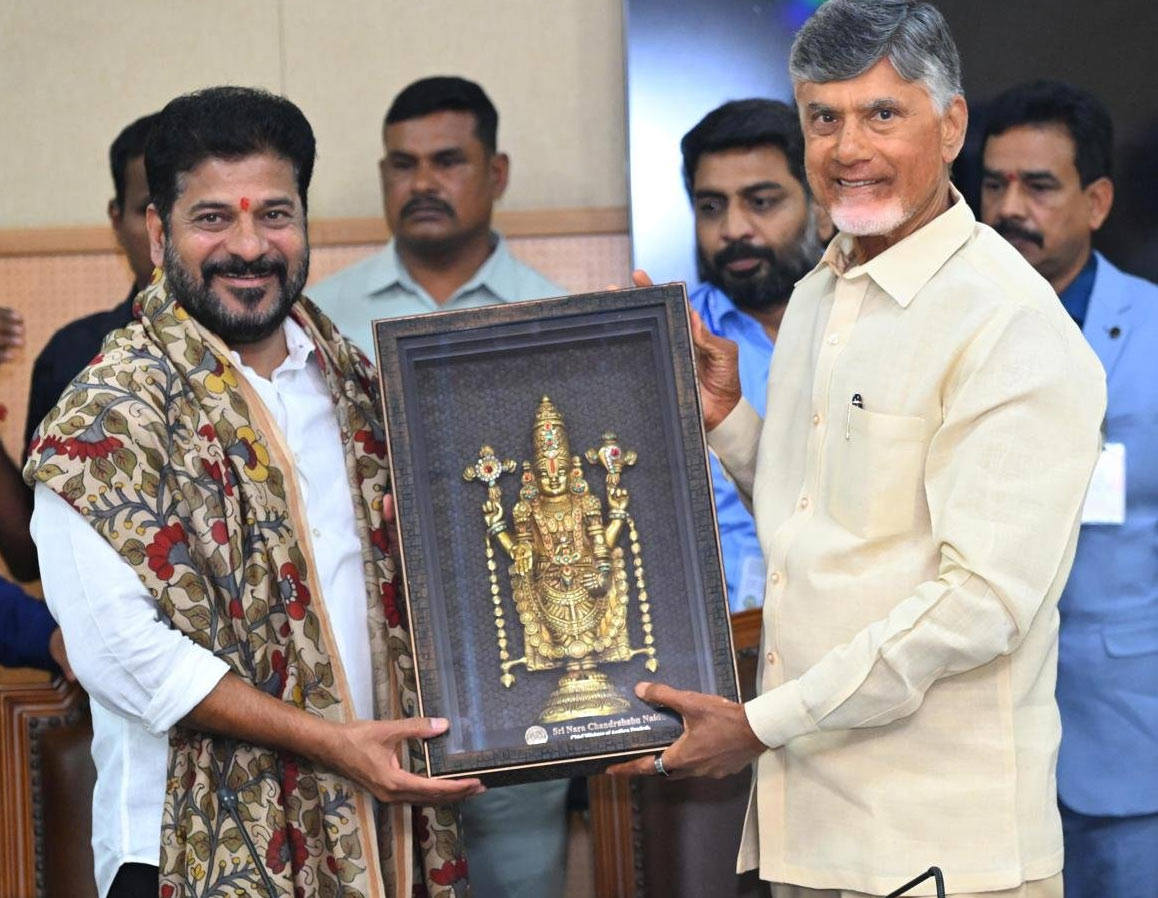 chandra babu   గురు శిష్యులు.. నాడు.. నేడు..!